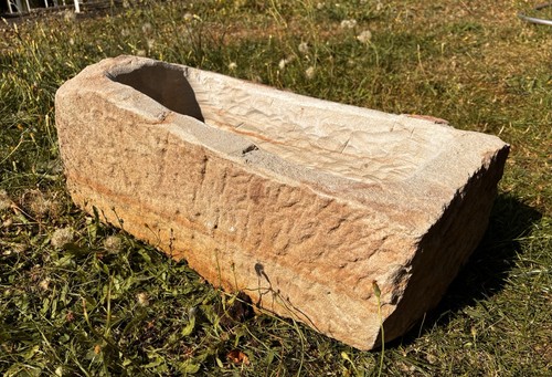 Sandsteintrog aus gelben - sandsteintrog,