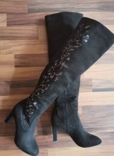 Schöne Stiefel mit