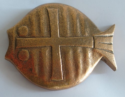 Bronze relief fisch mit - mit, kreuz