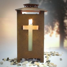 Grablaterne mit Kreuzdekor 13x13x25cm Grablampe Grableuchte (Rost) Grablicht