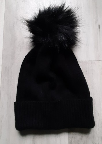 Damenmütze schwarz mit - , bommel
