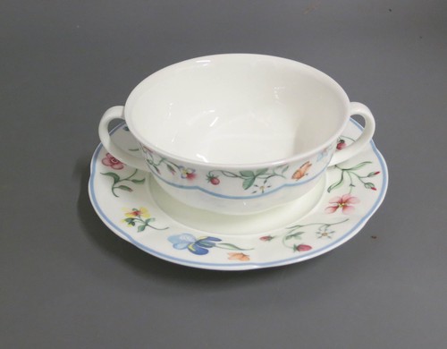 Suppentasse mit tasse - mit,