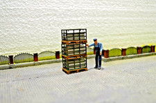 Ladegut Gitterbox auf Palette