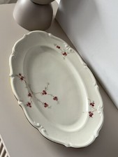 Antike ovale Porzellan