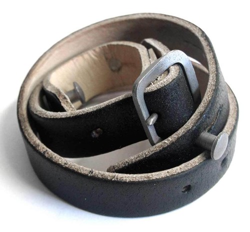German ww2 helmet - chin, strap