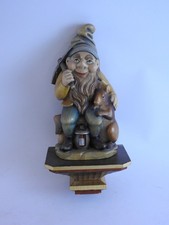 Zwerg Gnom Gartenzwerg  mit