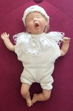 TOP ZUSTAND !!  "Bub" mit Häkelmütze  von Helga Matejka  ??