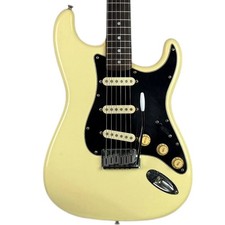 Fender Japan ST72 72“