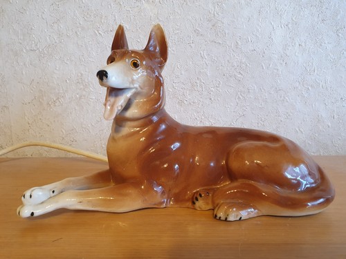 Porzellanfigur eines