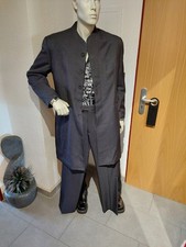 Moderner anzug mit gehrock - moderner,