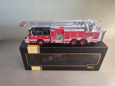 1/43 SMEAL 105 AERIAL LADDER