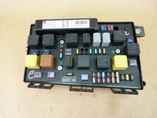 UEC Sicherungskasten vorne Opel Astra H Zafira B Frei entheiratet 13206746