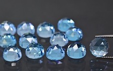 Topas Swiss Blue runde Rosette