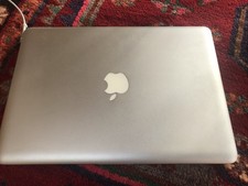 Apple MacBook Pro 8.1 2,3 GHz
