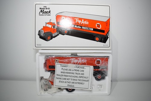 First gear mack - 1:34,