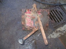 Schaltdeckel mit Schalthebel komplett  IHC MC Cormick D326  gebraucht D Serie