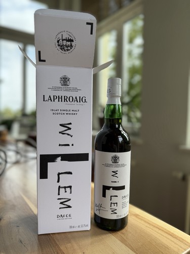 Laphroaig bold character - bold, 14