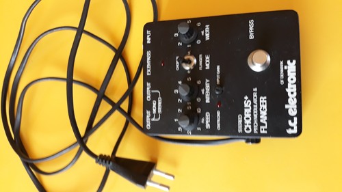 Electronic stereo - ,
