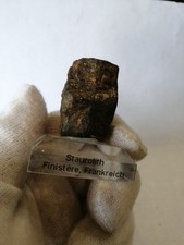 STAUROLITH, Finestere, FRANKREICH