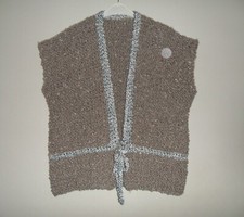 Handgestrickte warme Weste