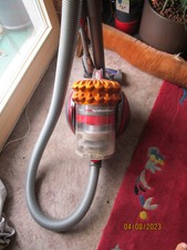 dyson Big Ball Multi Floor 2