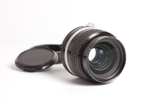 Nikon nikkor ais - 2/35,
