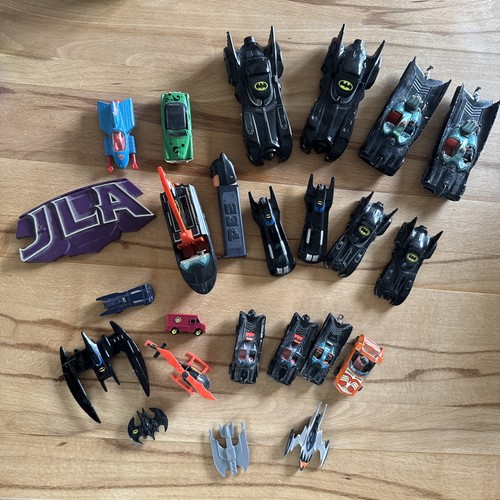 Batman batmobile batwing - batman,
