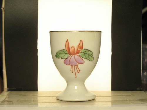 Eierbecher fuchsie alt - eierbecher,,