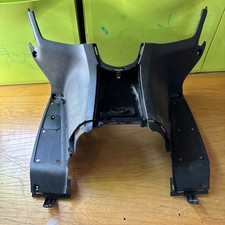 WINDSHIELD COVER FUẞRAUM INNEN VERKLEIDUNG Kymco Downtown 125i 350i ABS 2016