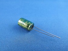 2x Elko 8,2uF (µF), 400V Low