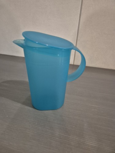 Tupperware kanne junge - junge, welle