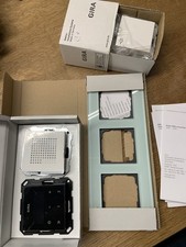 GIRA Unterputzradio mit