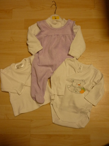Baby strampler flieder weiß - baby-strampler, flieder/weiß