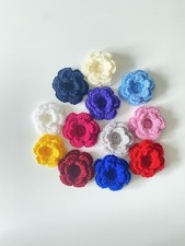 12 bunte Häkelblumen