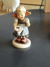 Hummel Goebel Figur Mädchen