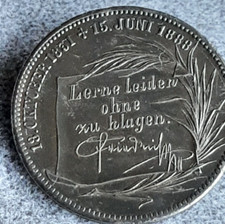 Brosche aus Gedenkmünze zum