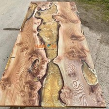 Golden Epoxid Harz Center Sofa