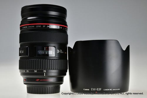 Near mint canon 70mm - ef, 24-70mm