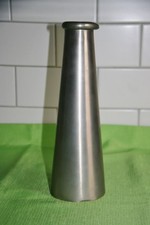 Elegante Lambert Vase aus gebürstetem Edelstahl Höhe ca. 30 cm Zeitloses Design