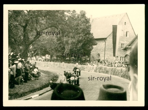 Motorrad rennen mit beiwagen - mit,