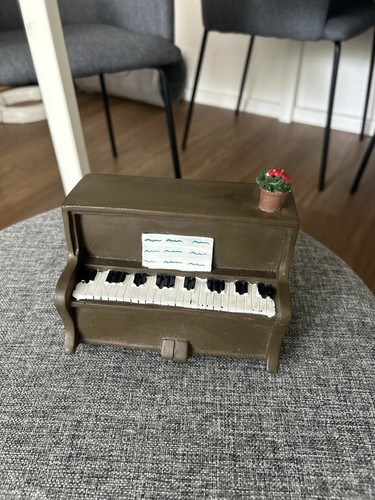 Charmante klassische klavier - charmante,
