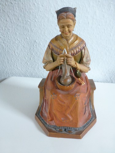 Feine geschnitzte holzfigur - geschnitzte,