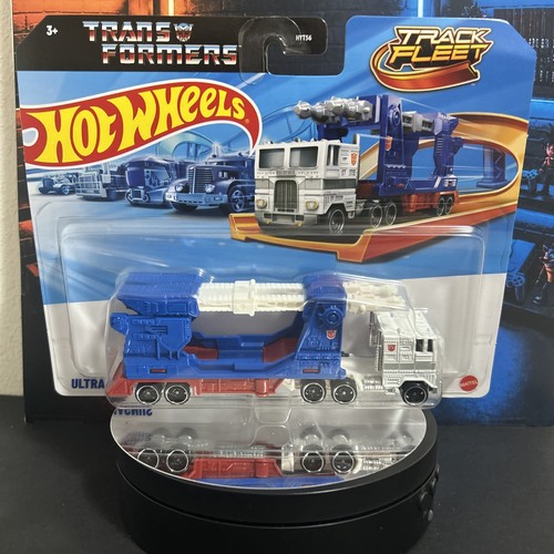 Hot wheels track fleet - hot,