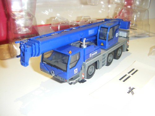 Herpa liebherr mobilkran ltm - herpa,