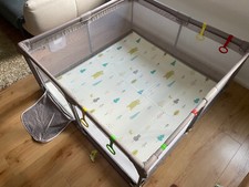 Baby-Laufgitter Baby-Laufstall mit Spielmatte 150x150cm und Reißverschlusstür