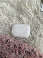 Apple AirPods Pro 2. Generation – linker AirPod + Ladecase – 100 € VB