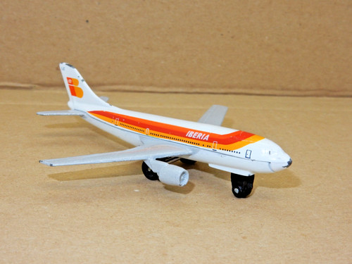 Matchbox flugzeug airbus - matchbox,