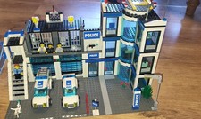 LEGO City Polizeistation 7498
