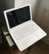 Apple MacBook MC207B/A A1342