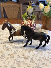 Schleich Pferde Rasse Englisch Vollblut Hengst 13856 + 13756 Traghener Hengst